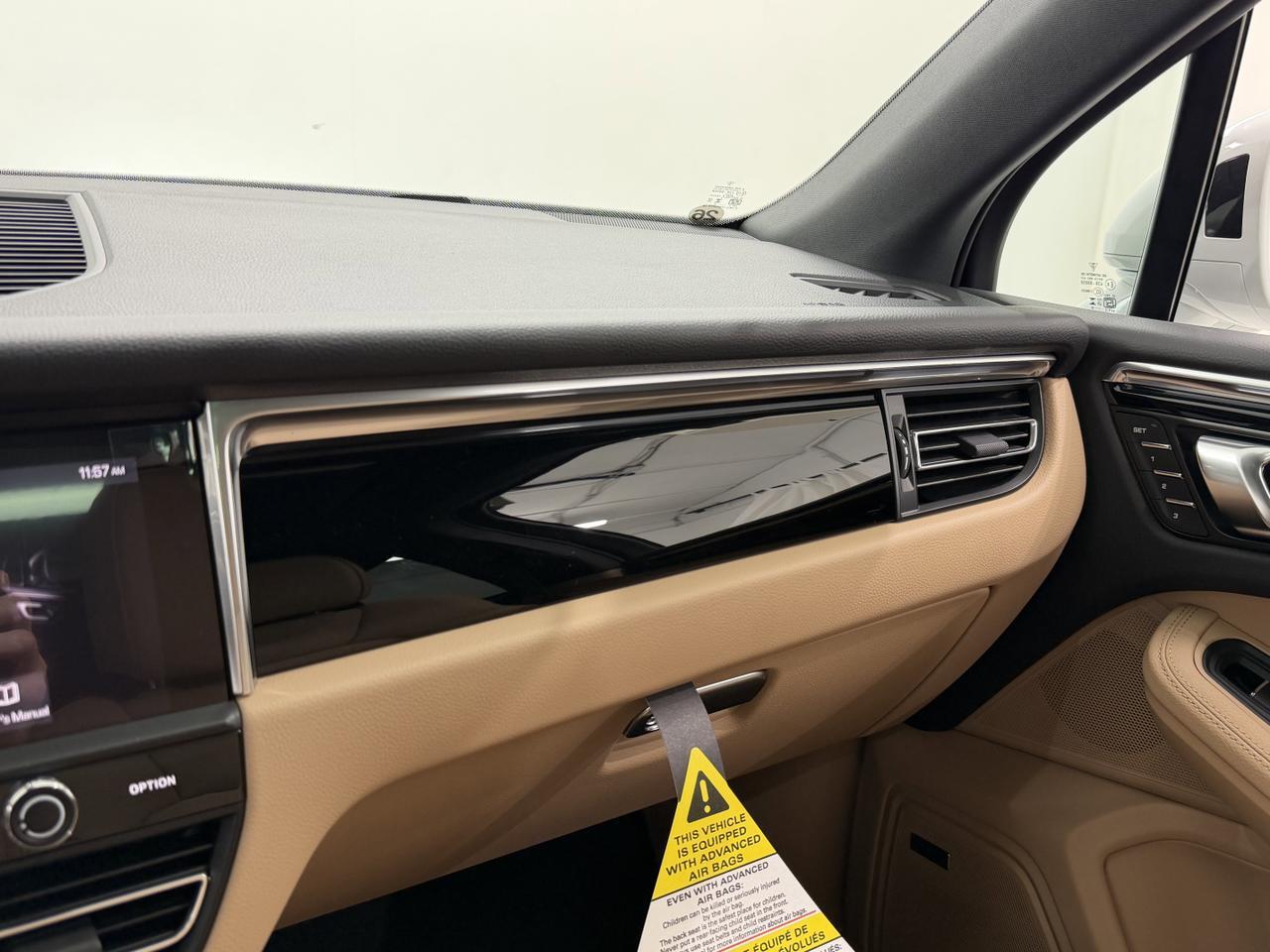 2026 Porsche Macan Newark DE