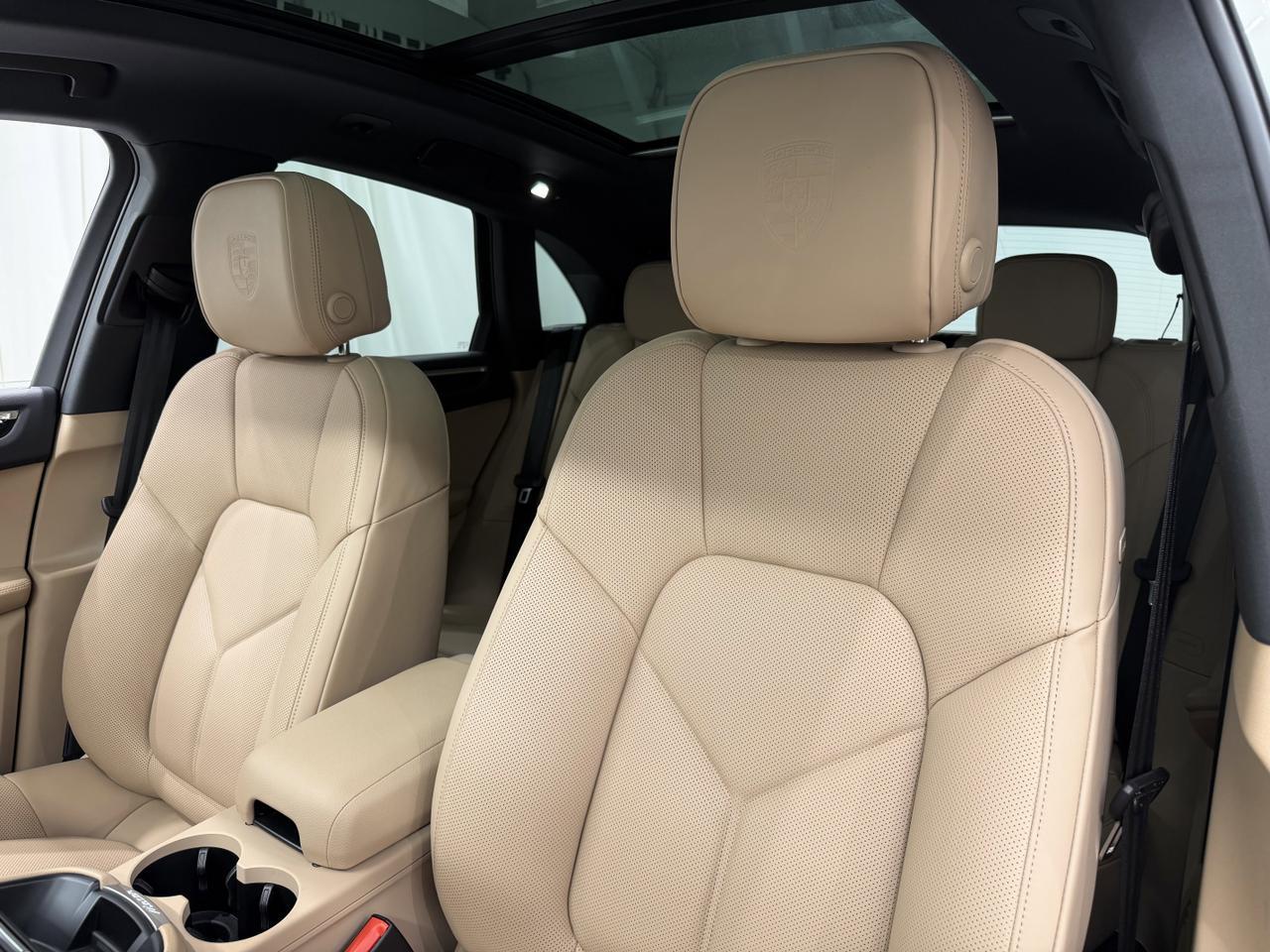 2026 Porsche Macan Newark DE