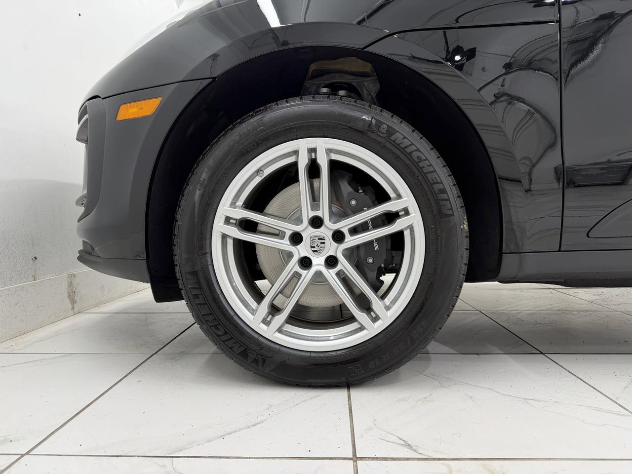 2026 Porsche Macan Newark DE