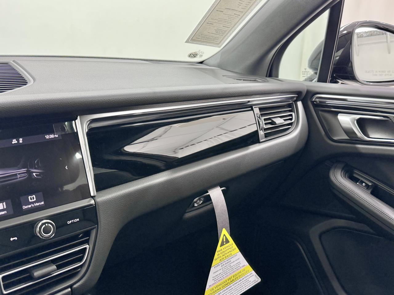 2026 Porsche Macan Newark DE