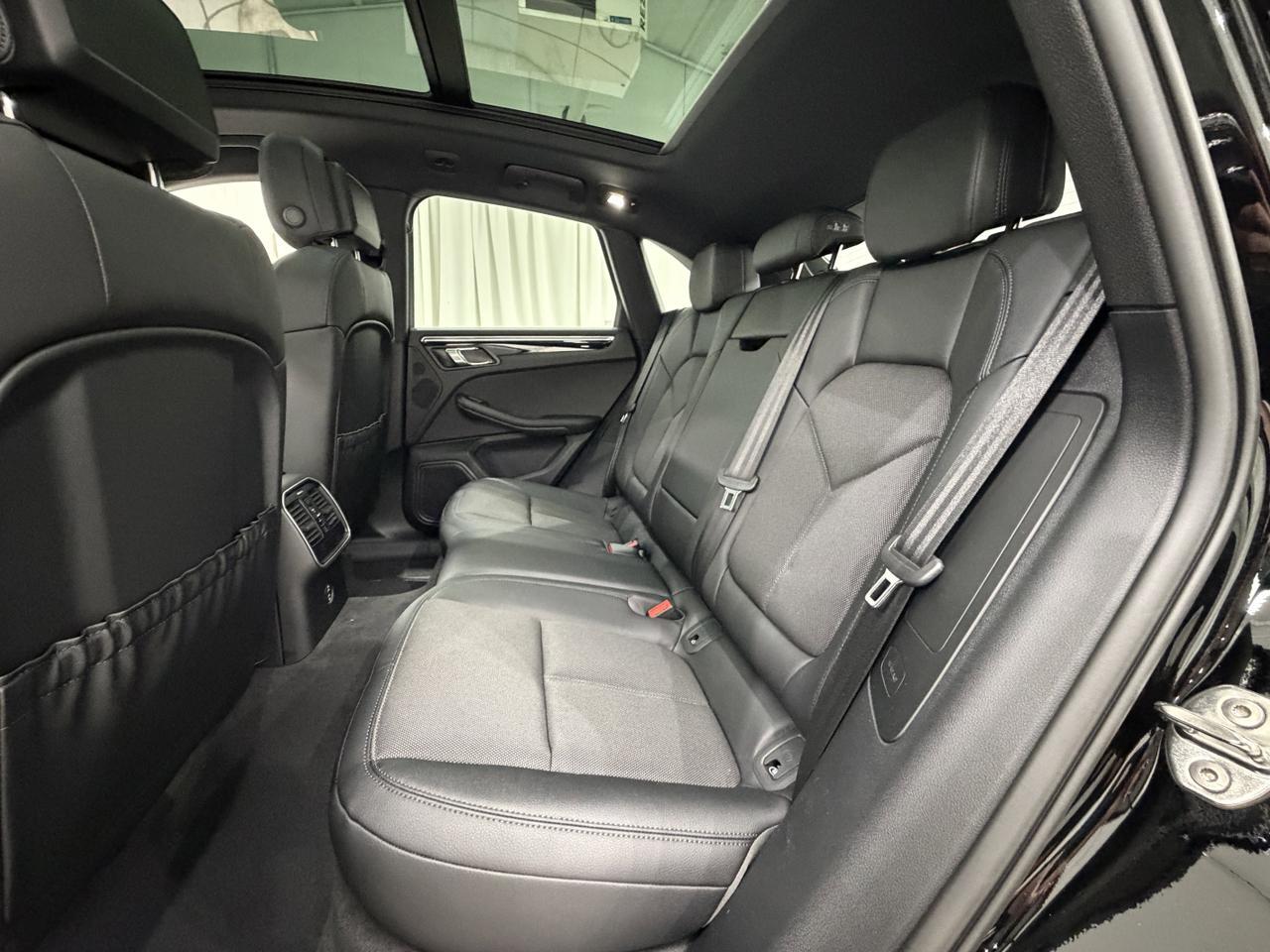 2026 Porsche Macan Newark DE