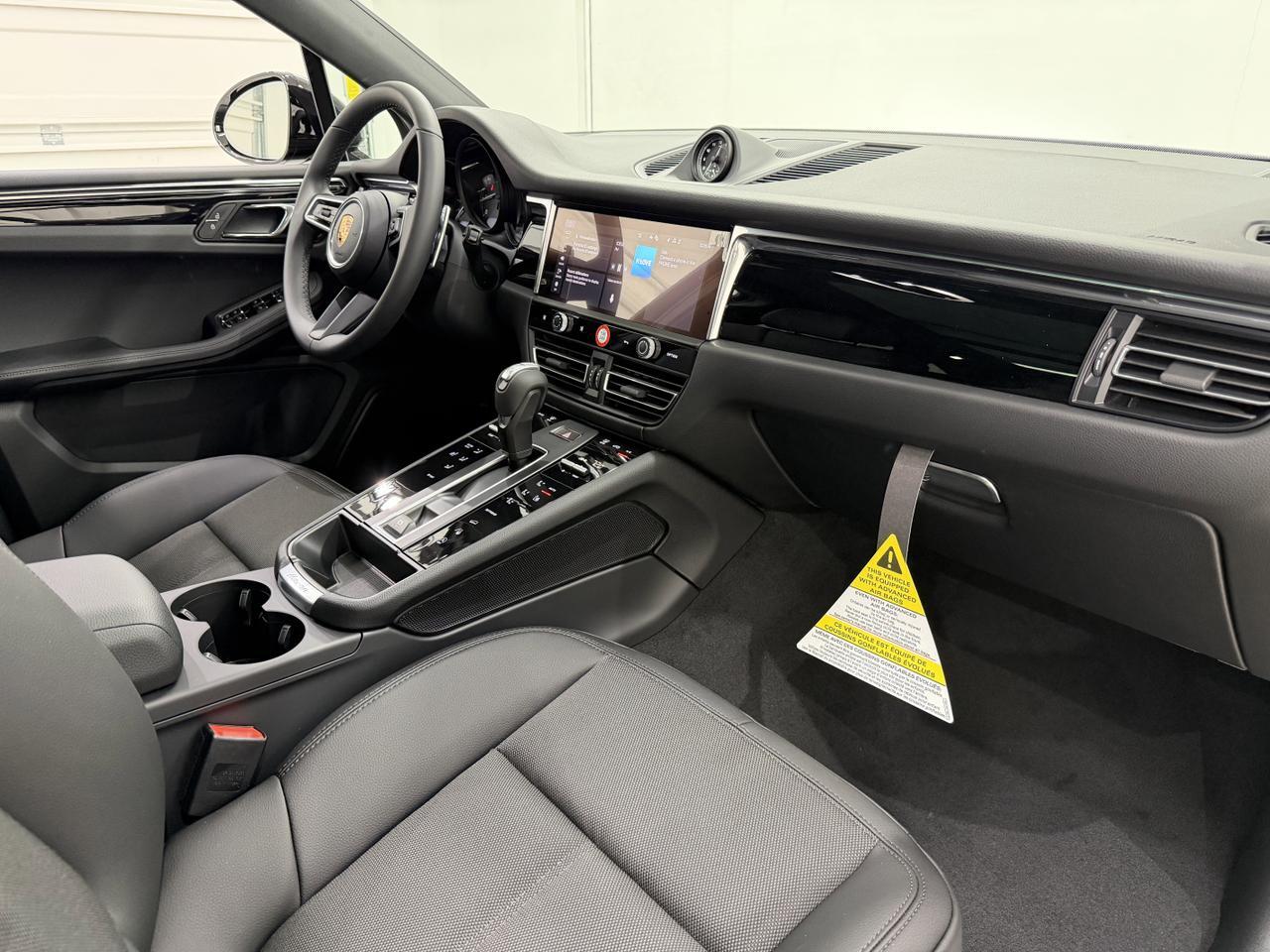 2026 Porsche Macan Newark DE