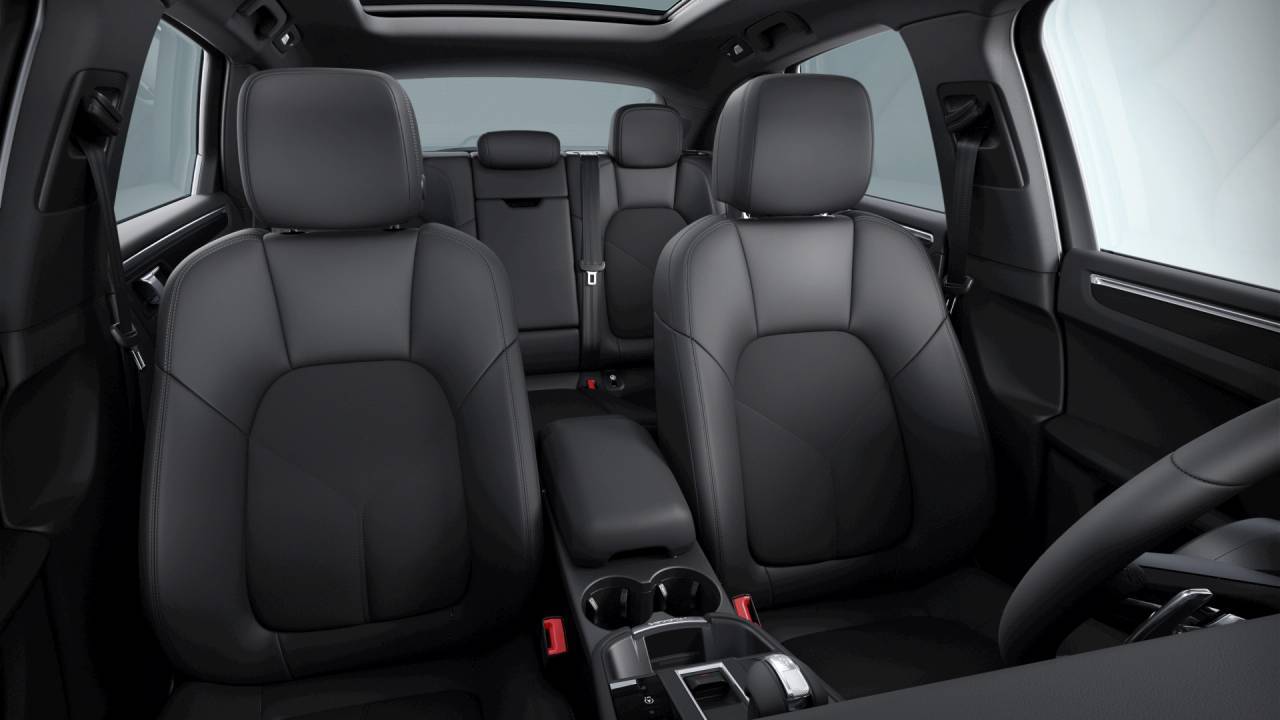 2026 Porsche Macan Newark DE