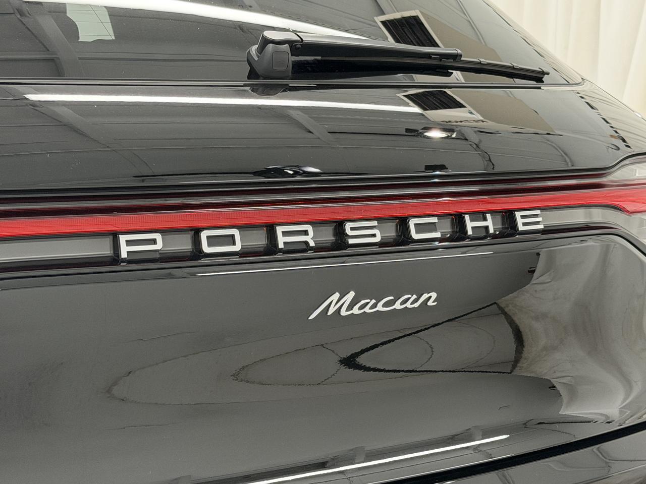 2026 Porsche Macan Newark DE