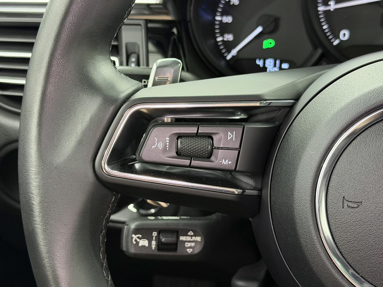 2026 Porsche Macan Newark DE