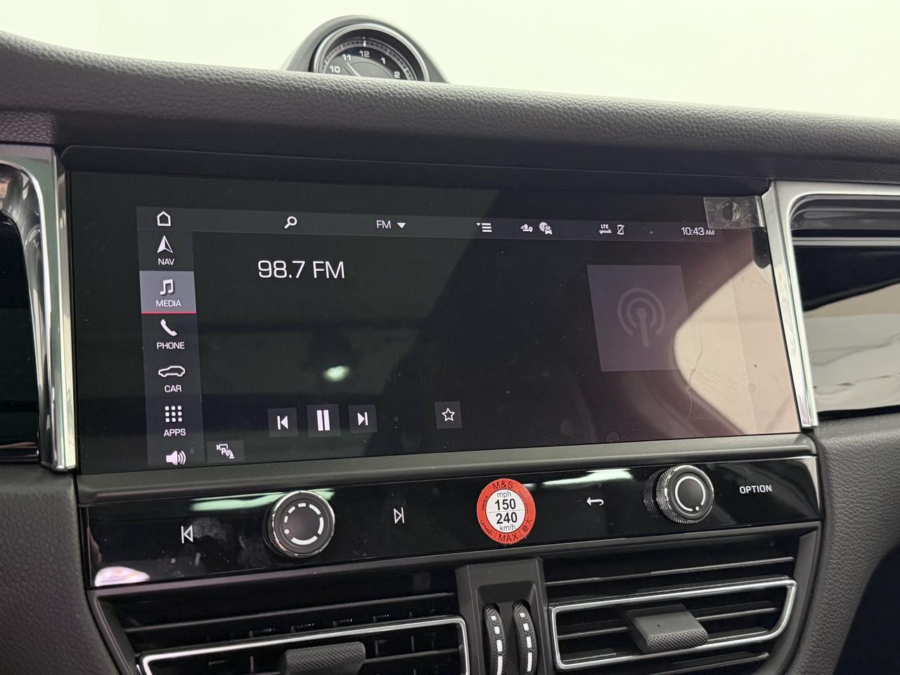 2026 Porsche Macan Newark DE