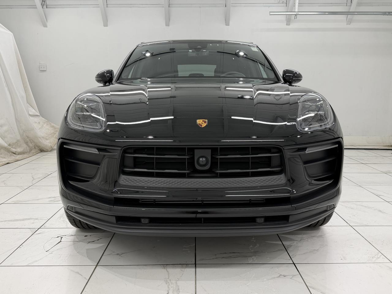 2026 Porsche Macan Newark DE