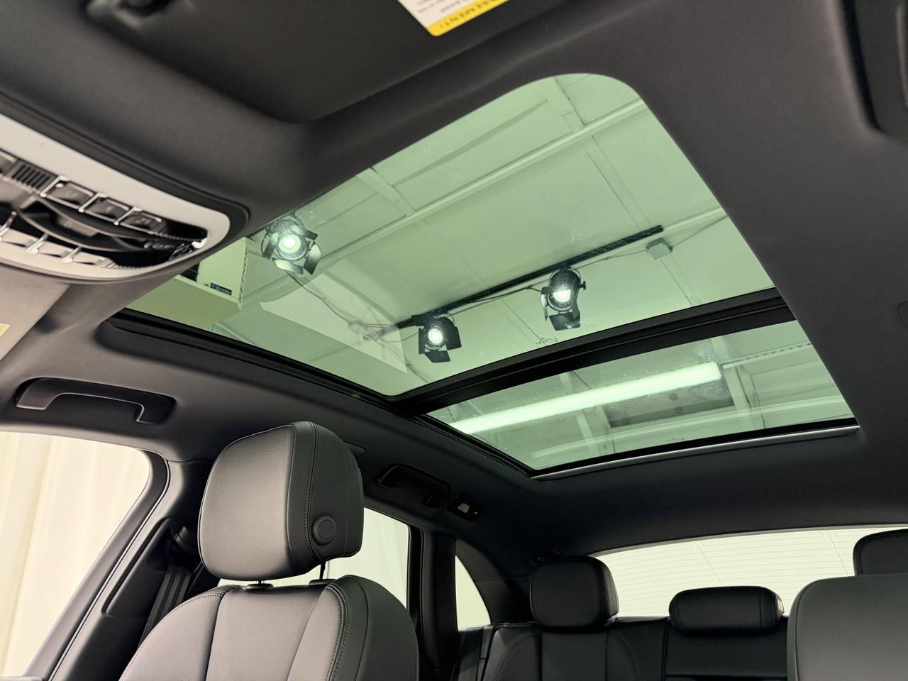 2026 Porsche Macan Newark DE