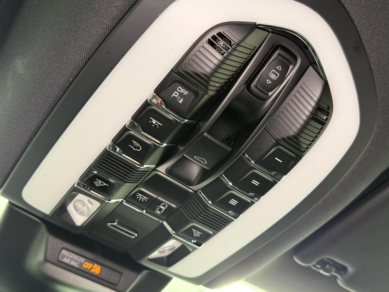 2026 Porsche Macan Newark DE