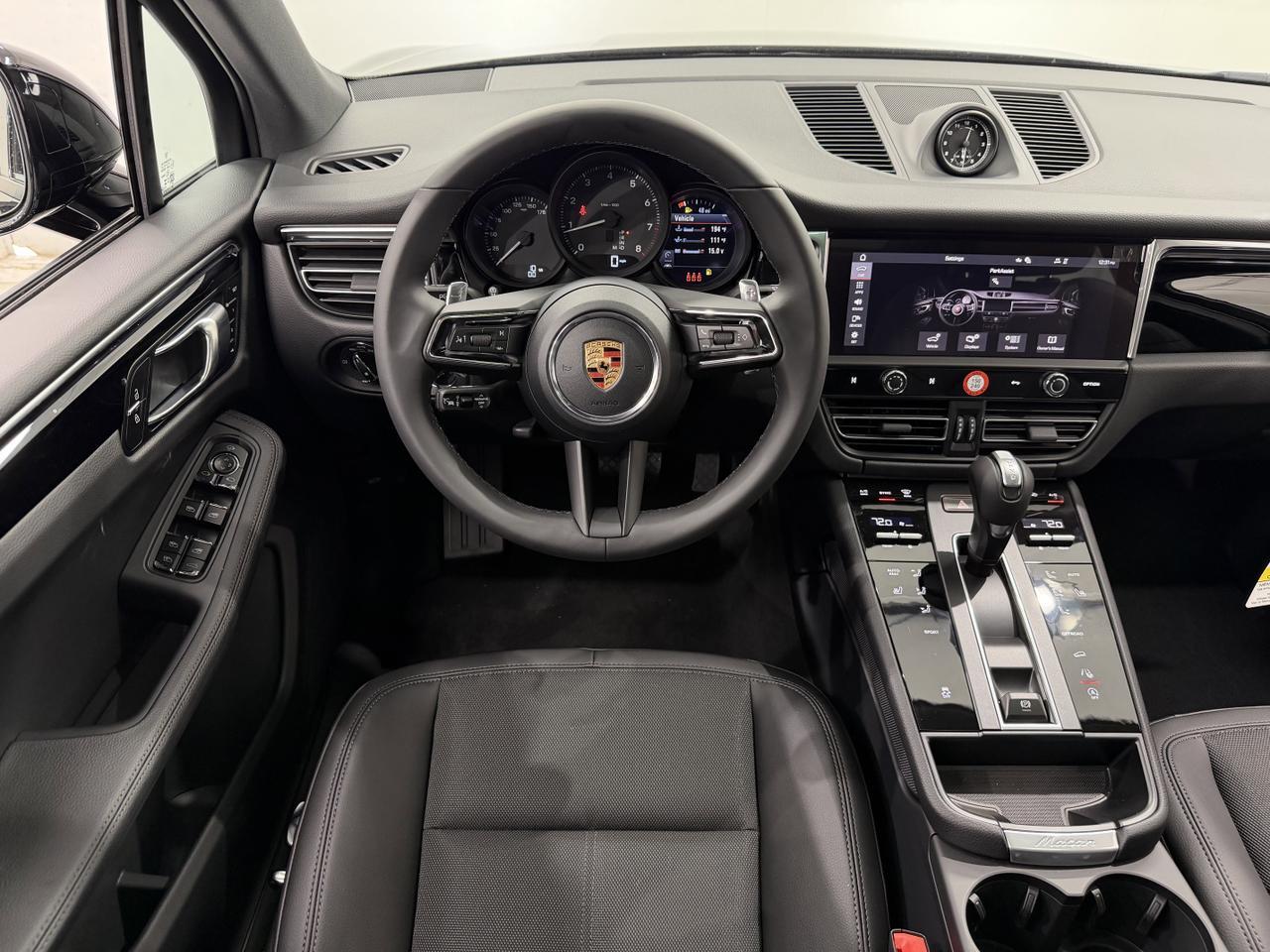 2026 Porsche Macan Newark DE