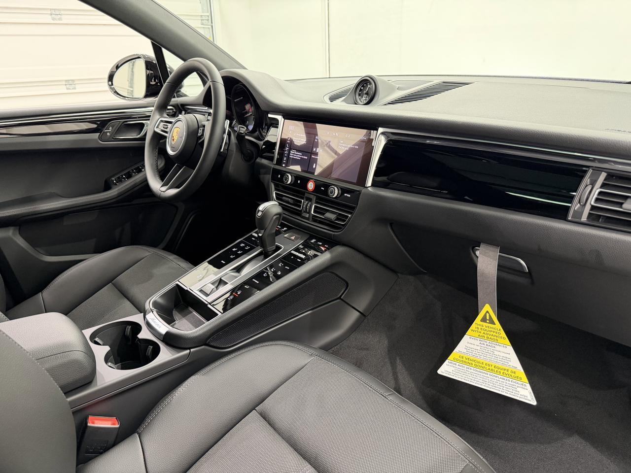 2026 Porsche Macan Newark DE