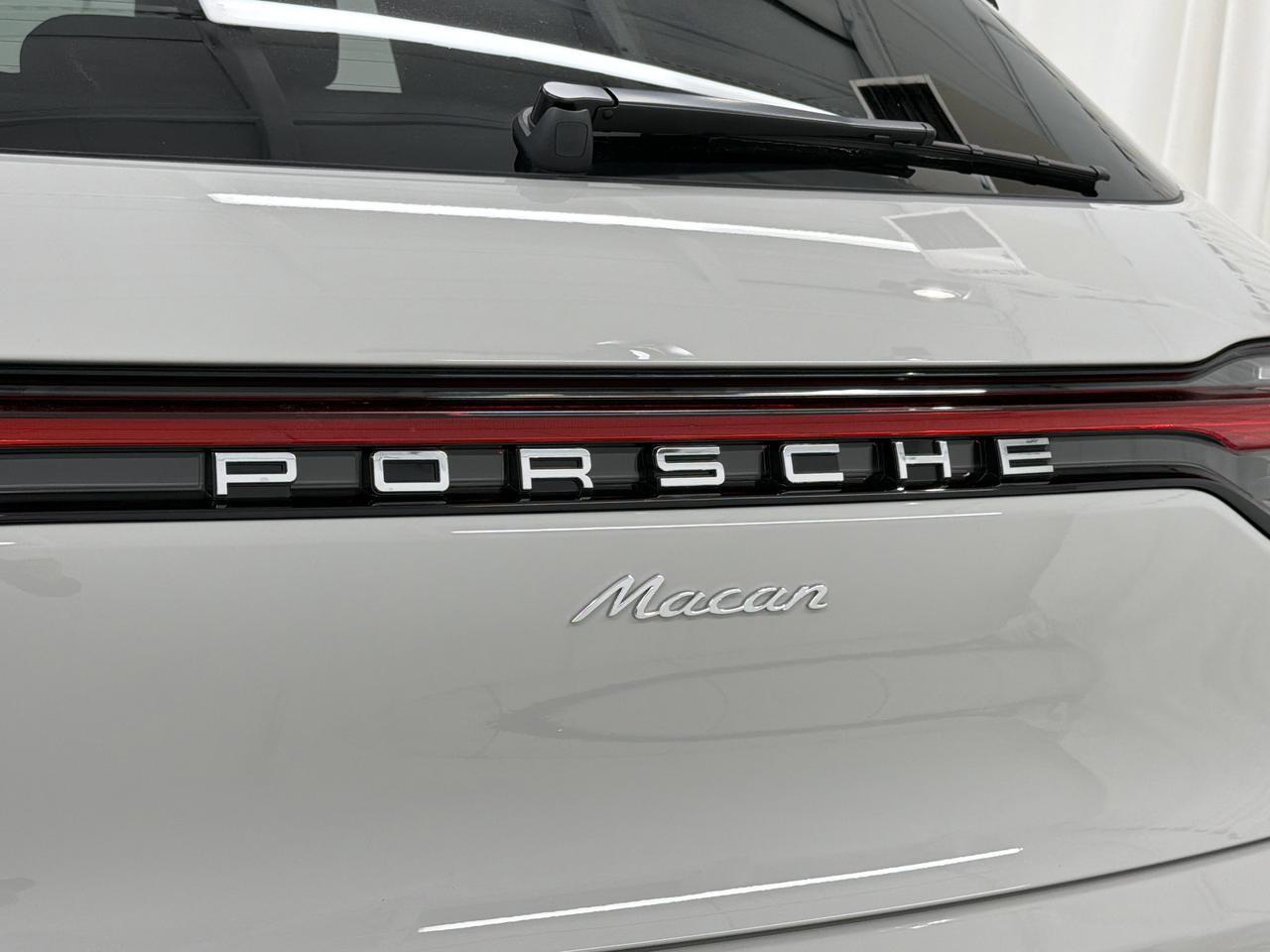 2026 Porsche Macan Newark DE