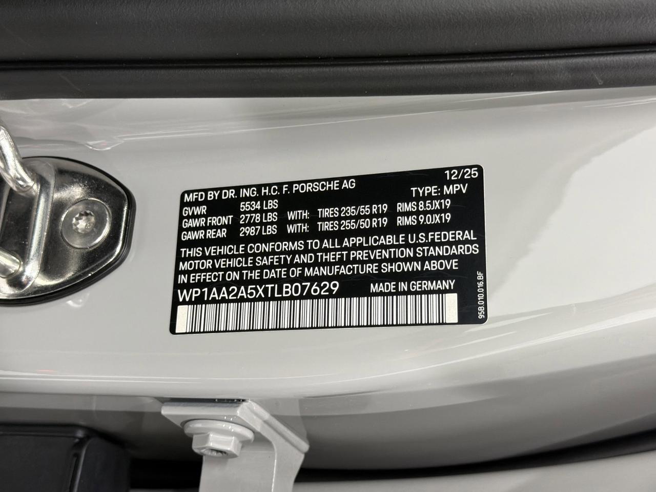 2026 Porsche Macan Newark DE