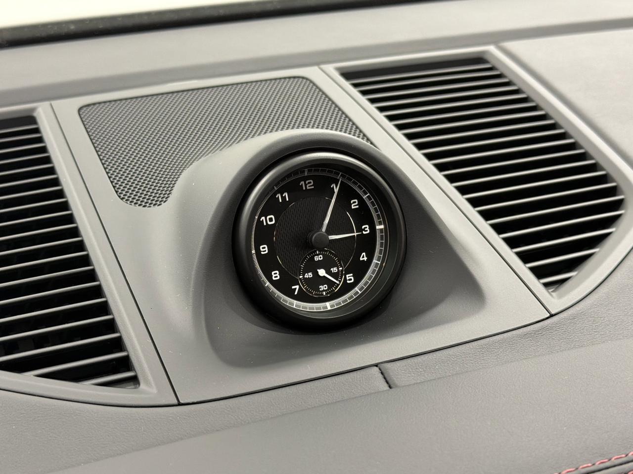 2026 Porsche Macan Newark DE