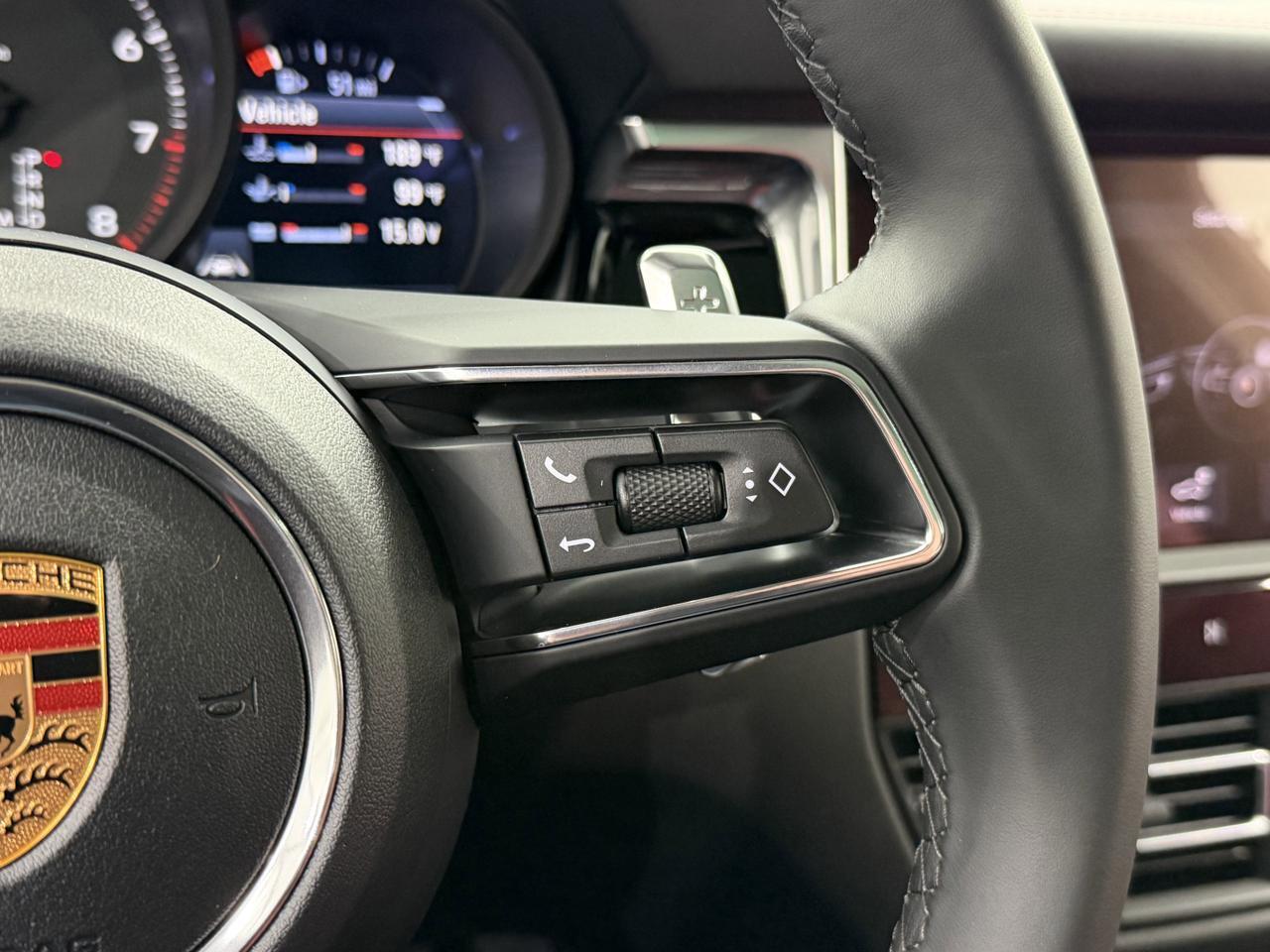 2026 Porsche Macan Newark DE