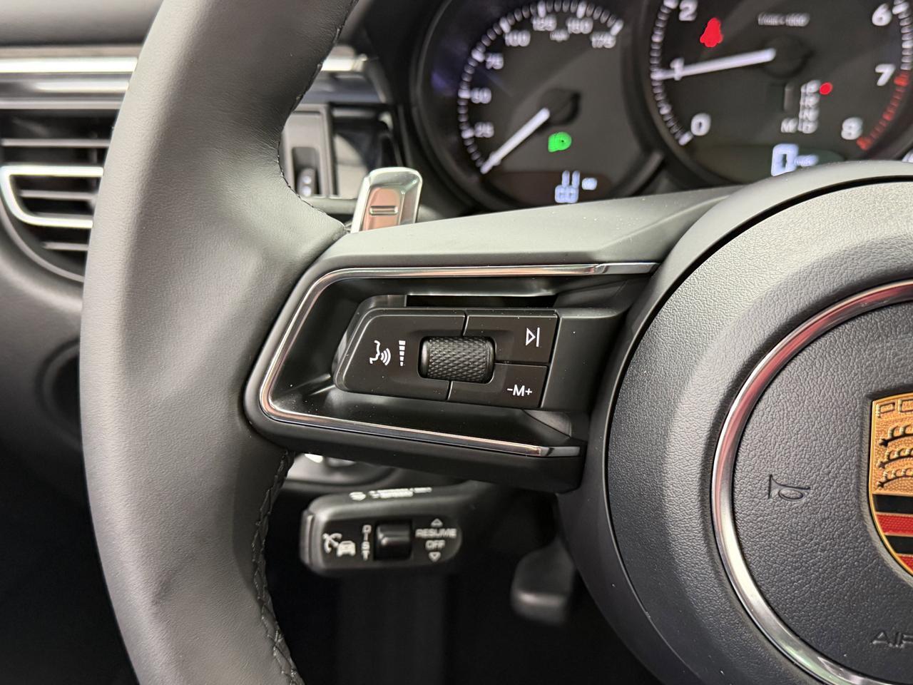 2026 Porsche Macan Newark DE