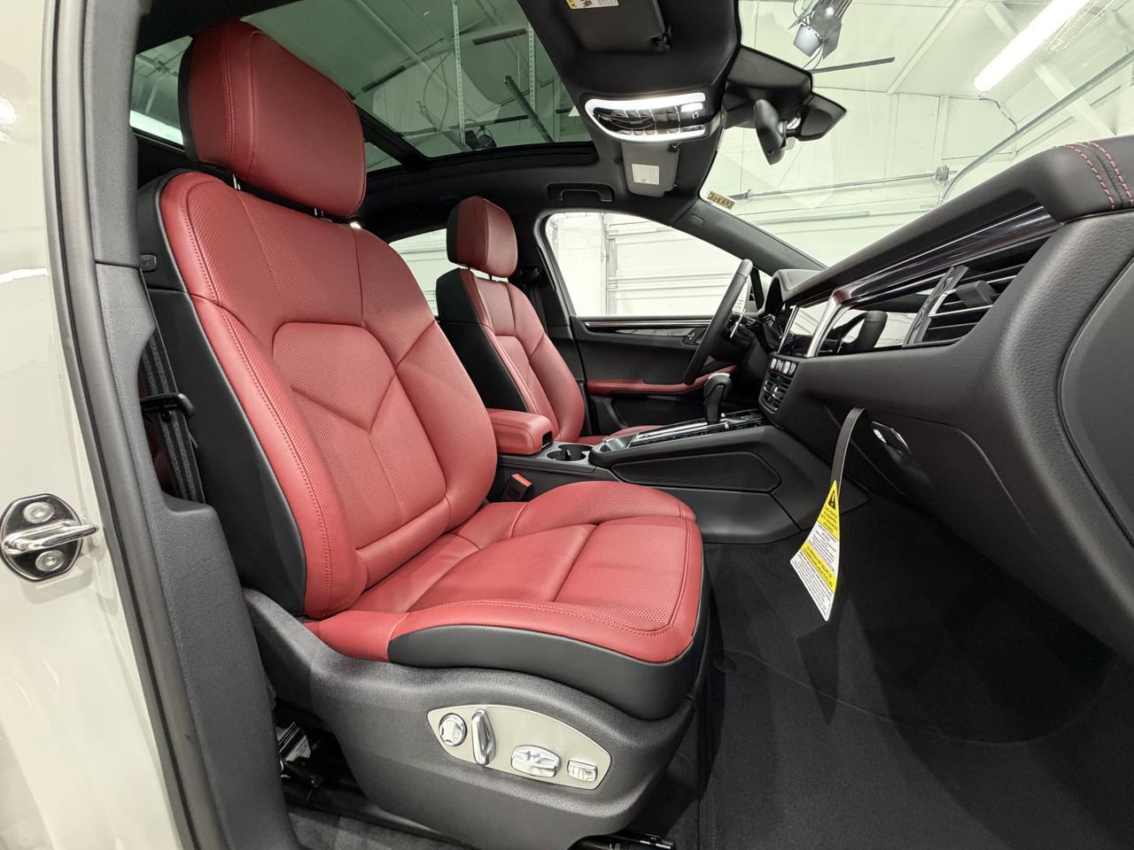 2026 Porsche Macan Newark DE