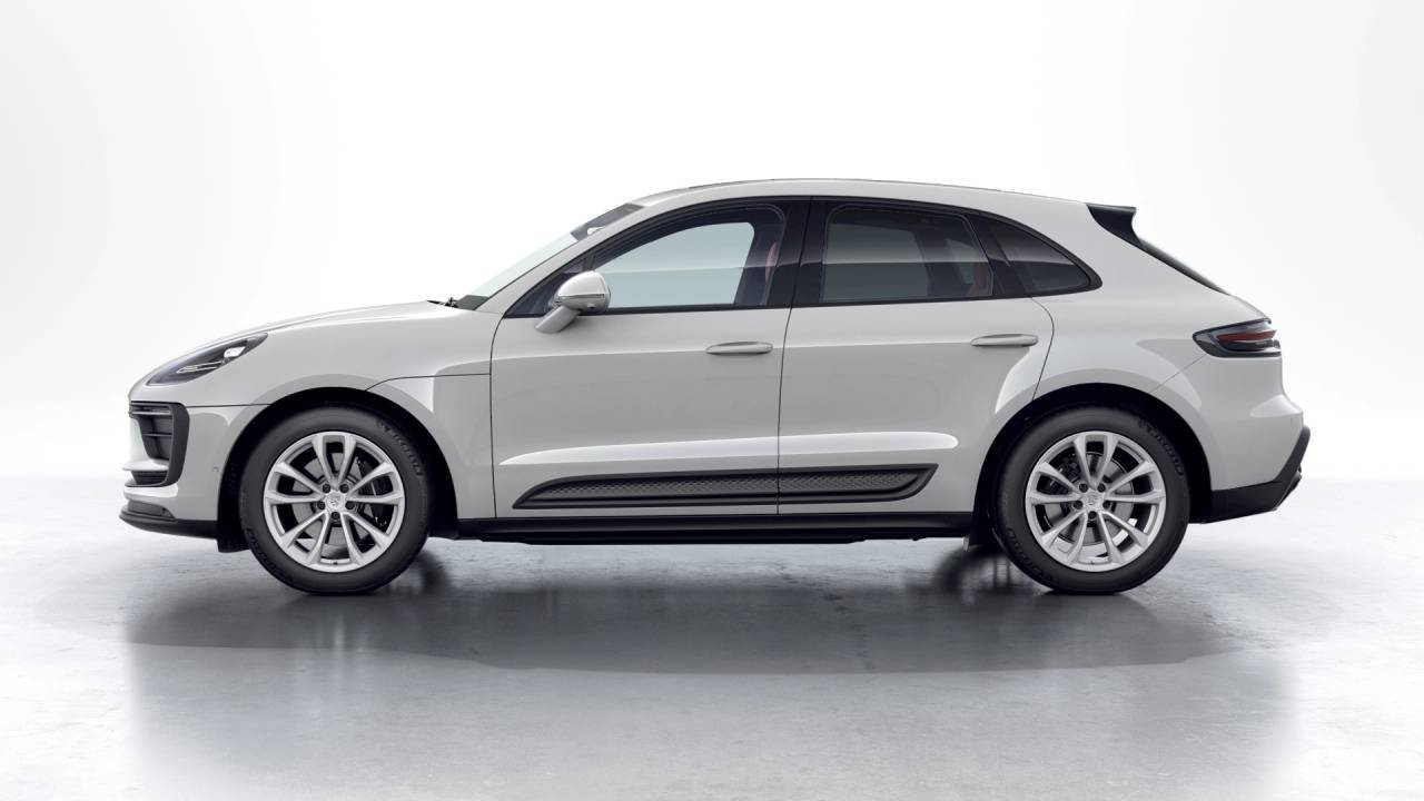 2026 Porsche Macan Newark DE