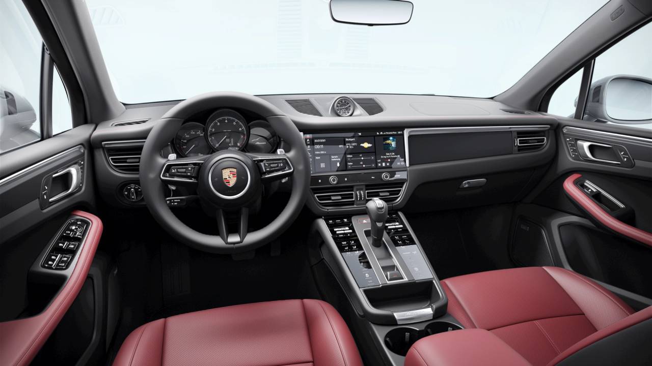 2026 Porsche Macan Newark DE