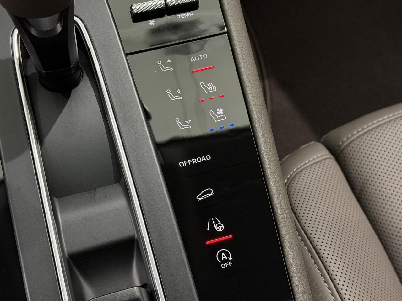 2026 Porsche Macan Newark DE