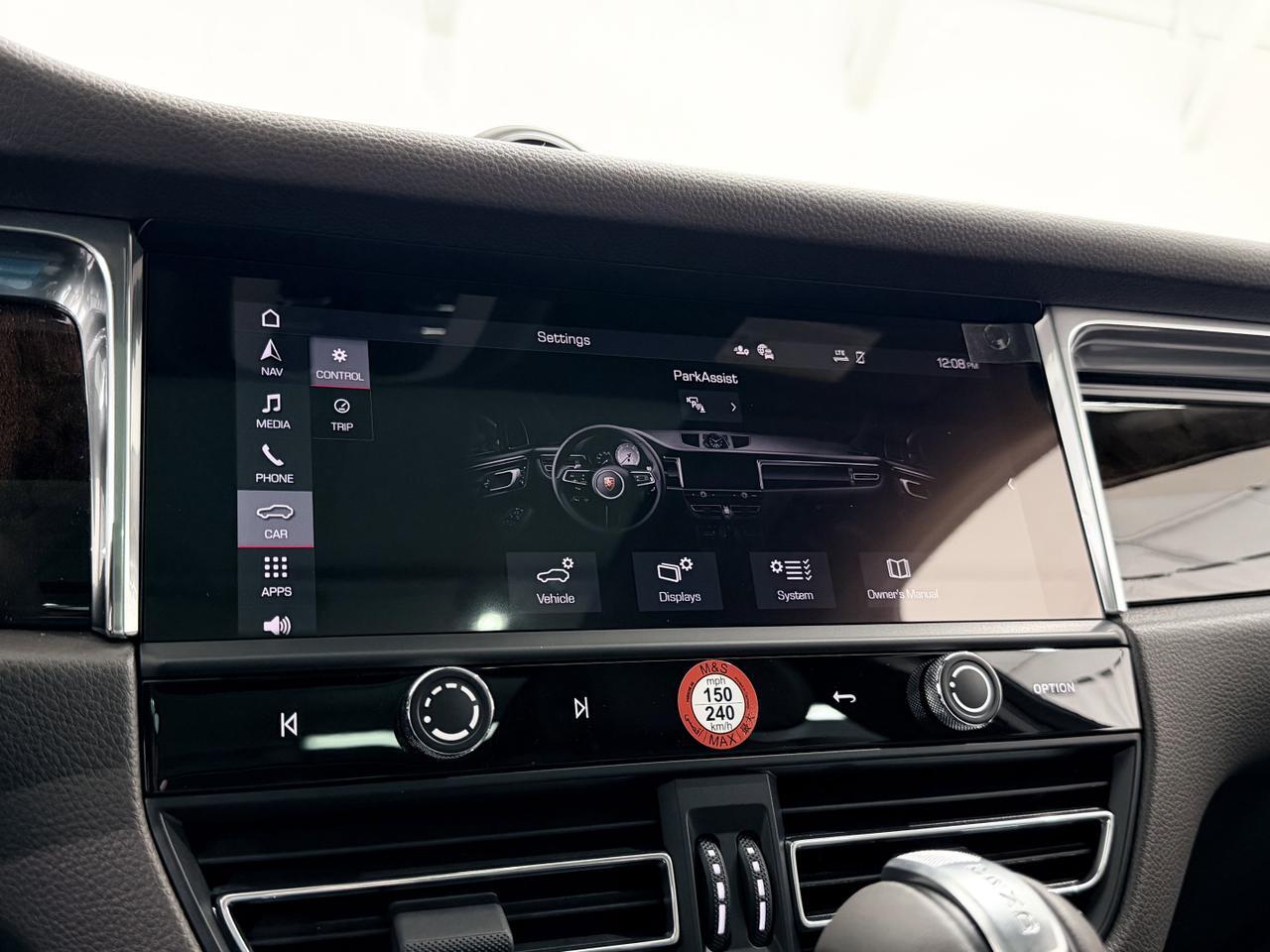 2026 Porsche Macan Newark DE