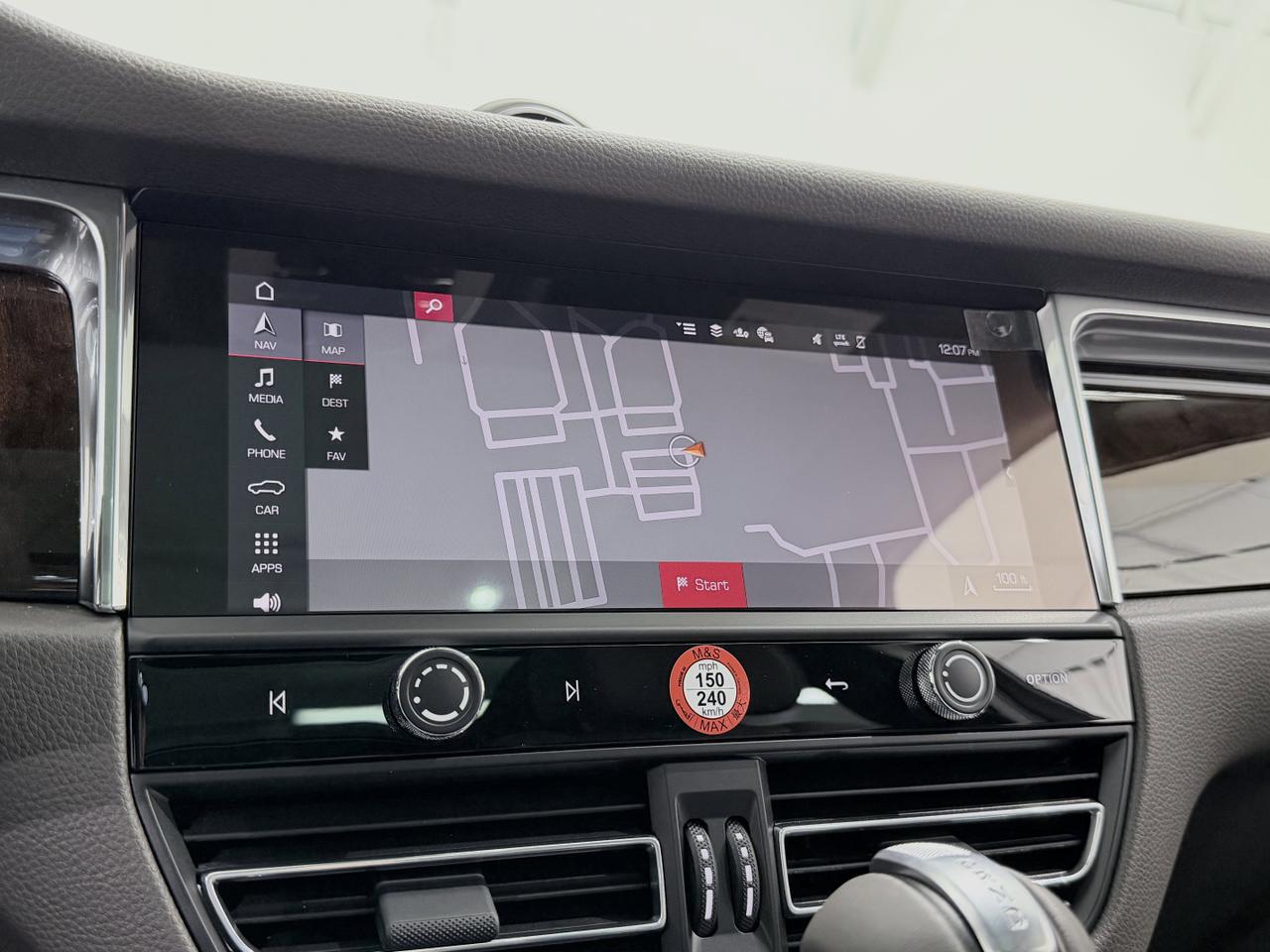 2026 Porsche Macan Newark DE