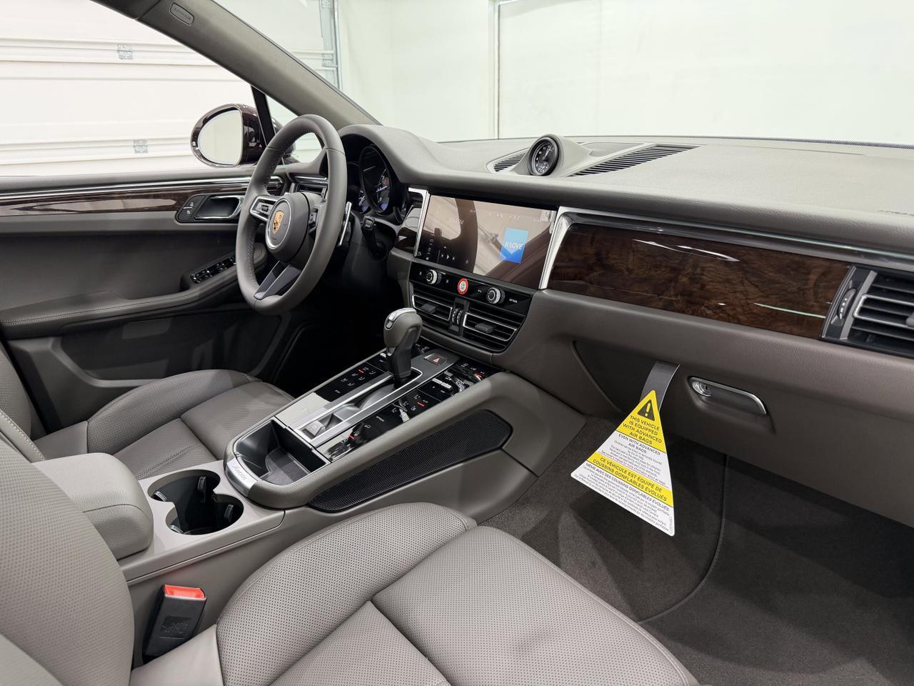 2026 Porsche Macan Newark DE