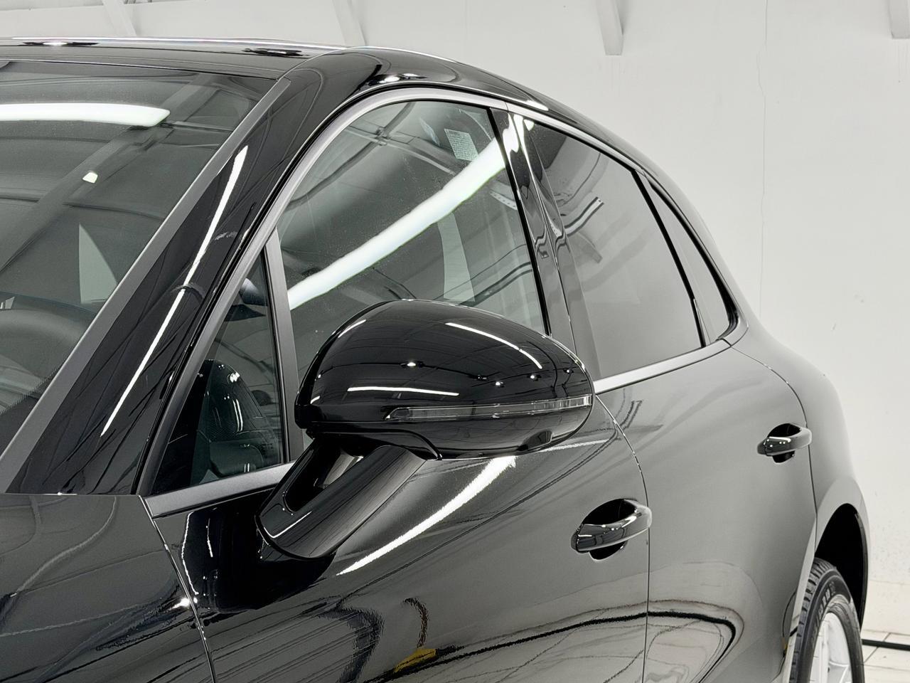 2026 Porsche Macan Newark DE