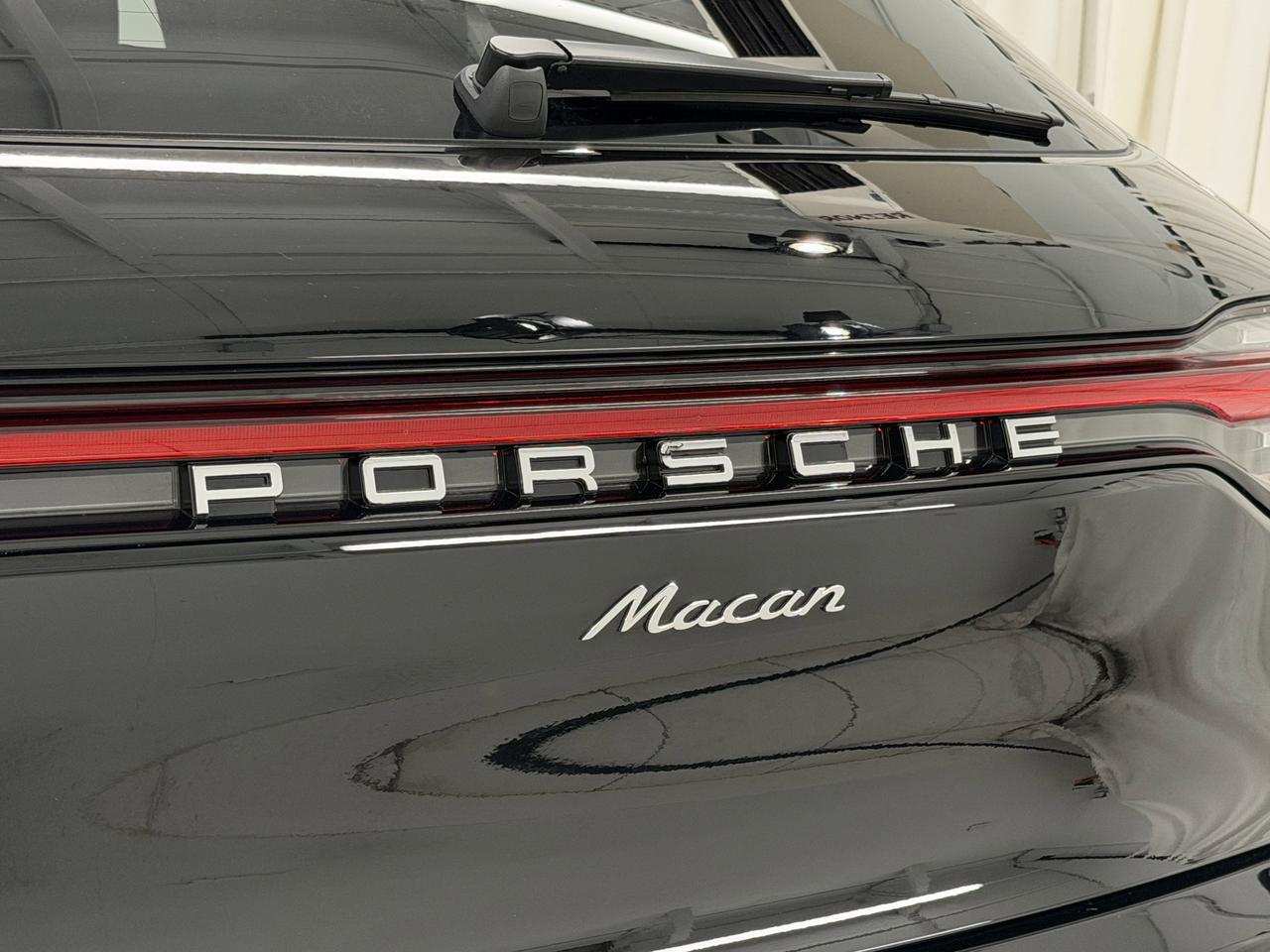 2026 Porsche Macan Newark DE