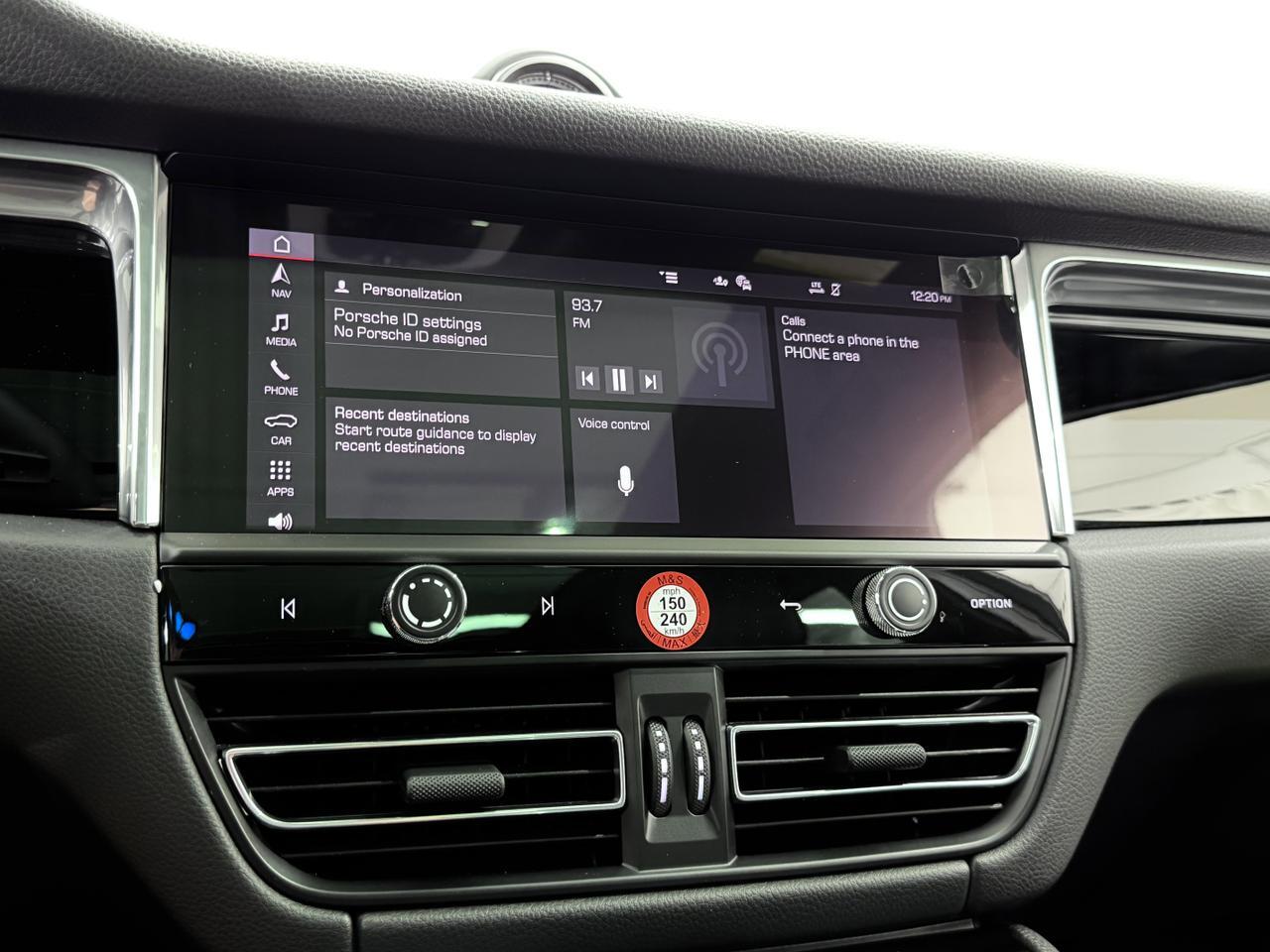 2026 Porsche Macan Newark DE