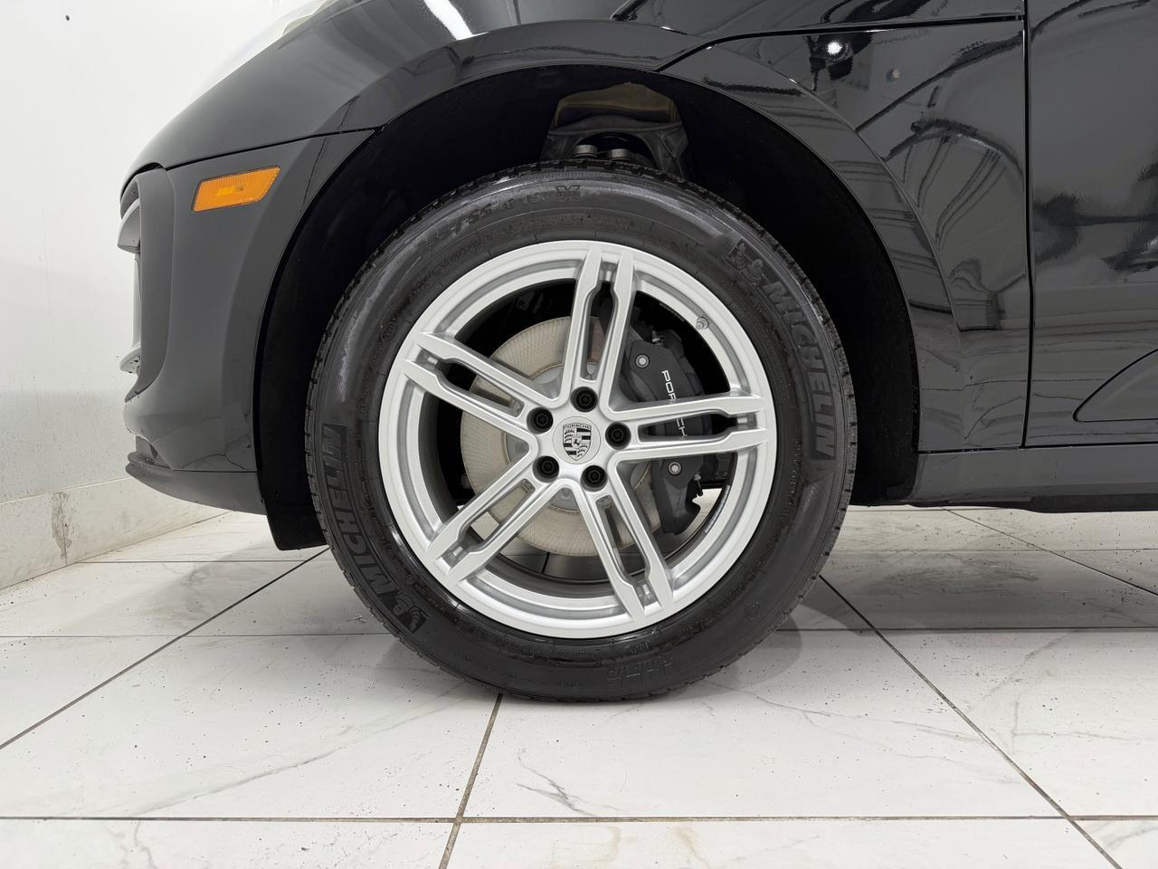 2026 Porsche Macan Newark DE