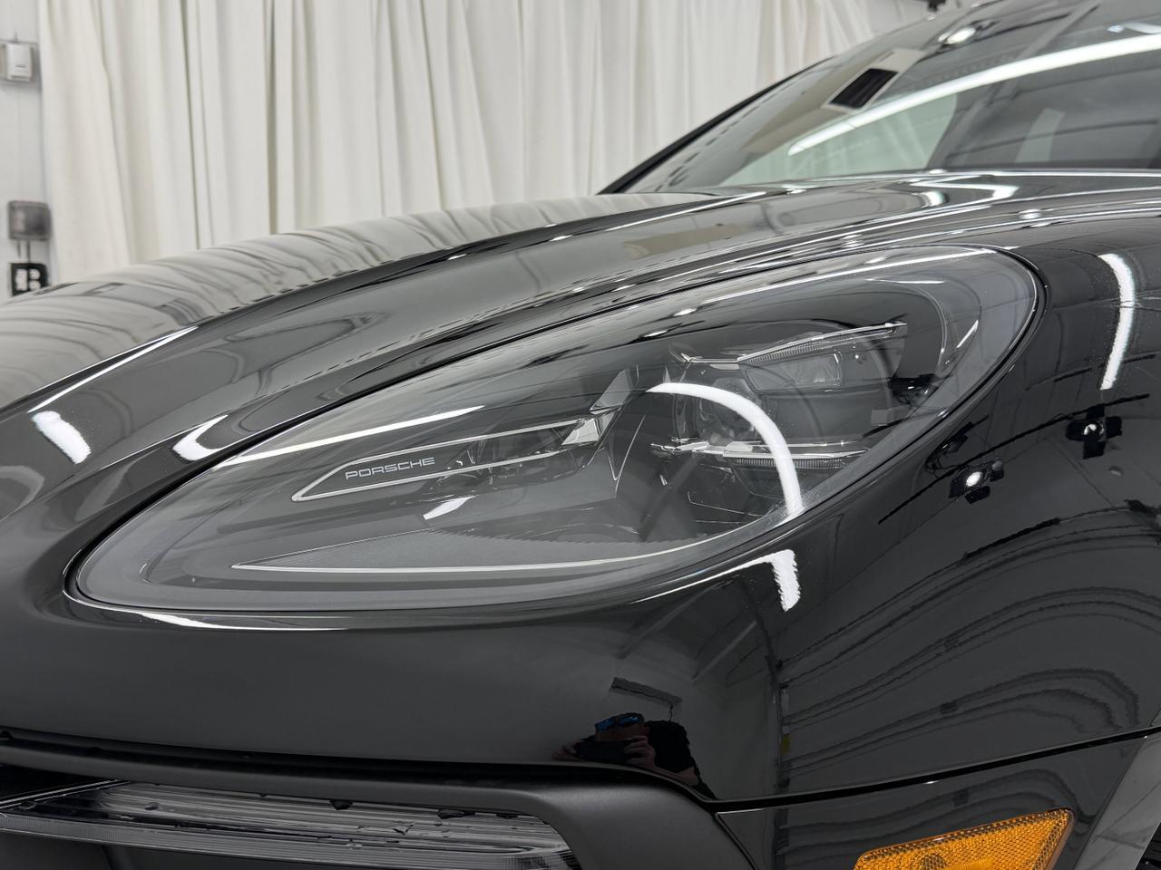 2026 Porsche Macan Newark DE