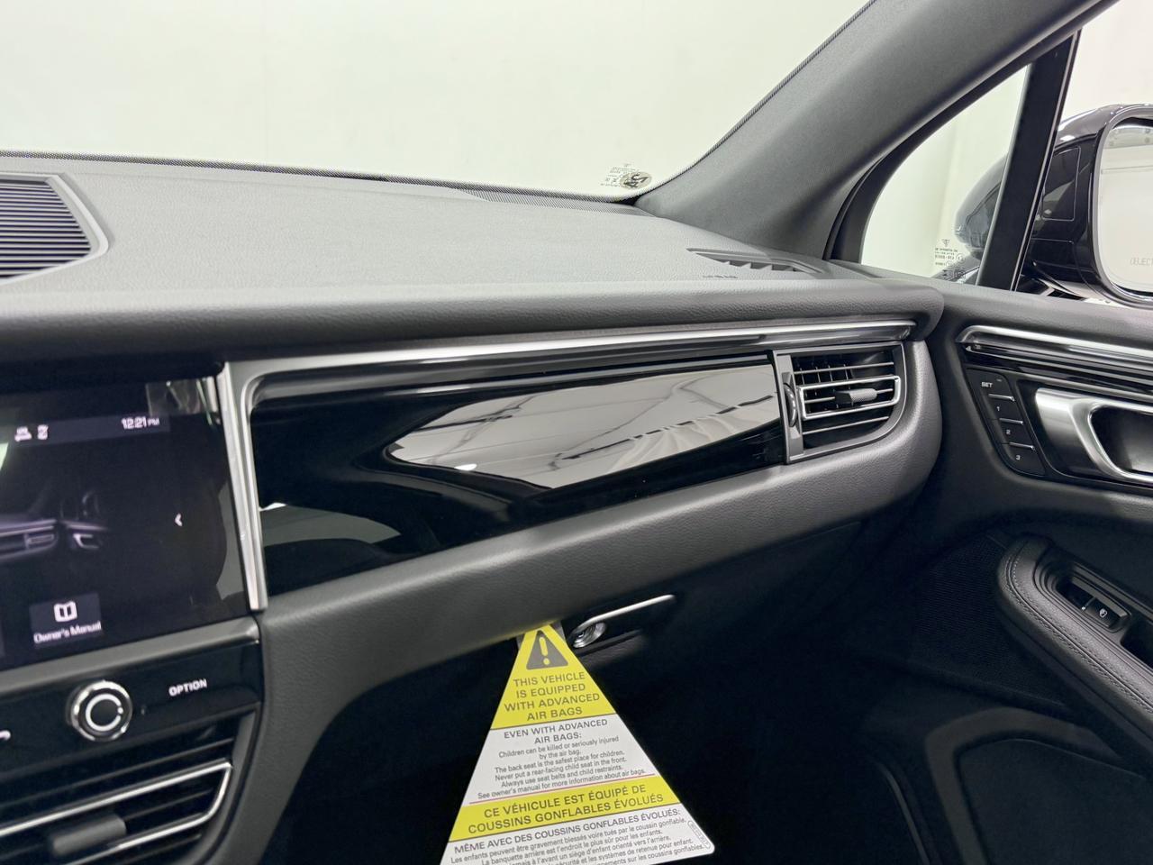 2026 Porsche Macan Newark DE