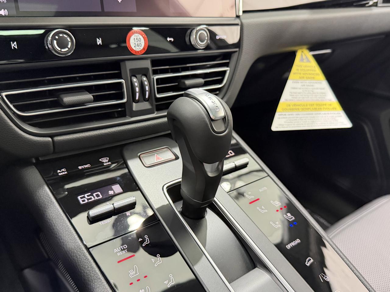 2026 Porsche Macan Newark DE