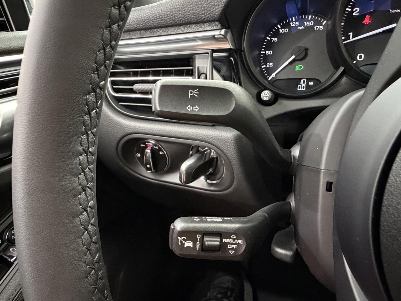 2026 Porsche Macan Newark DE