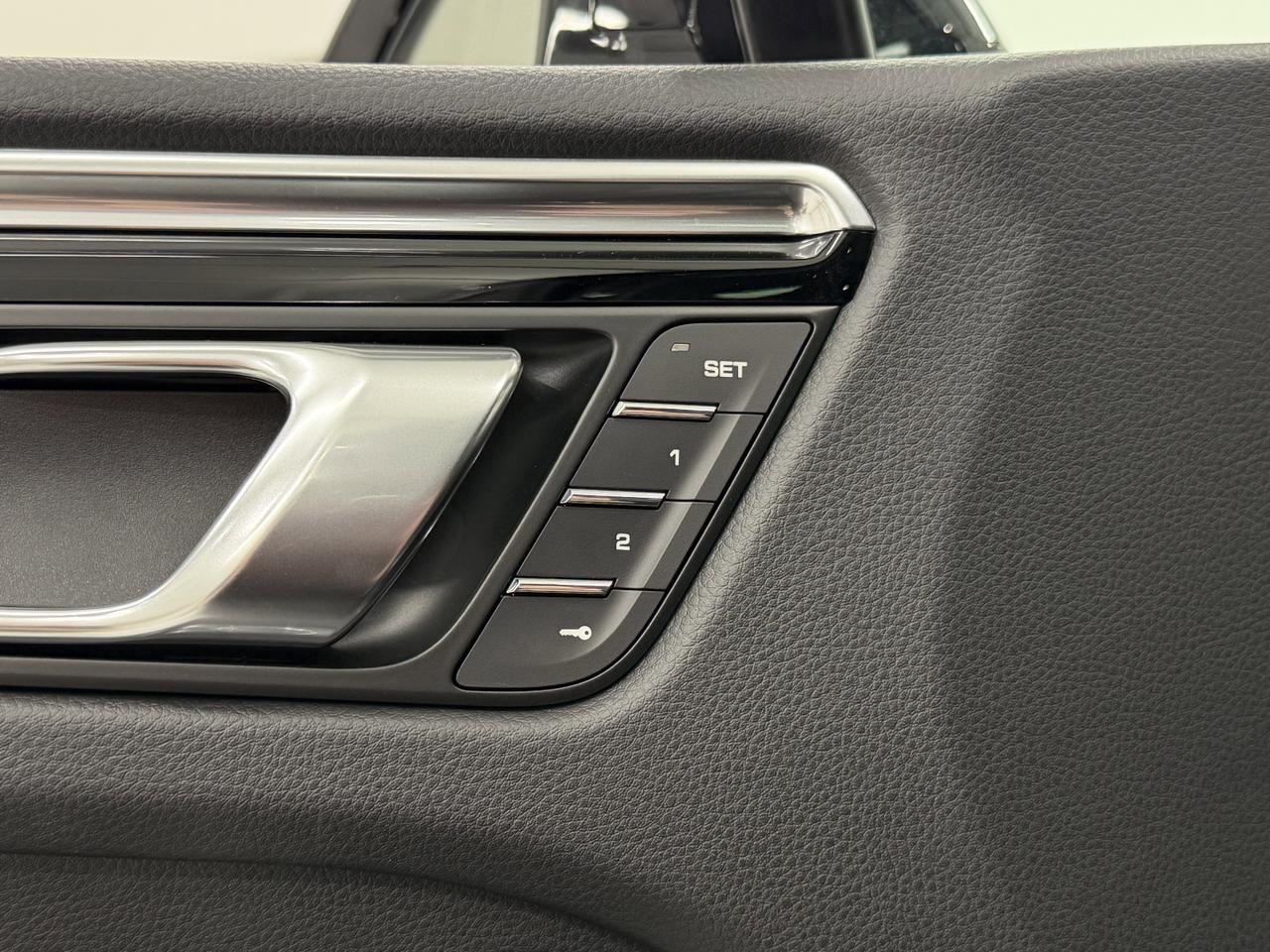 2026 Porsche Macan Newark DE