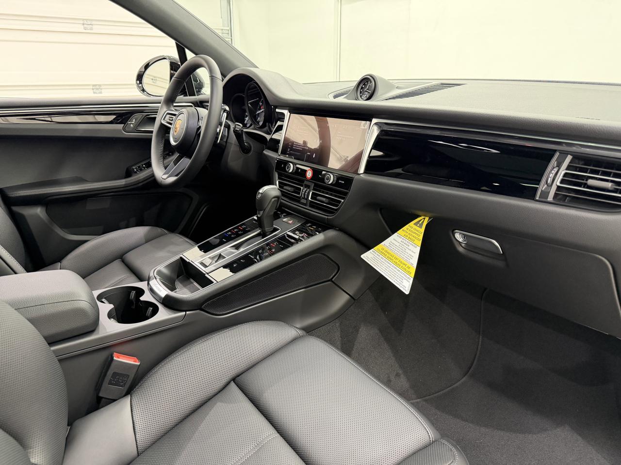 2026 Porsche Macan Newark DE