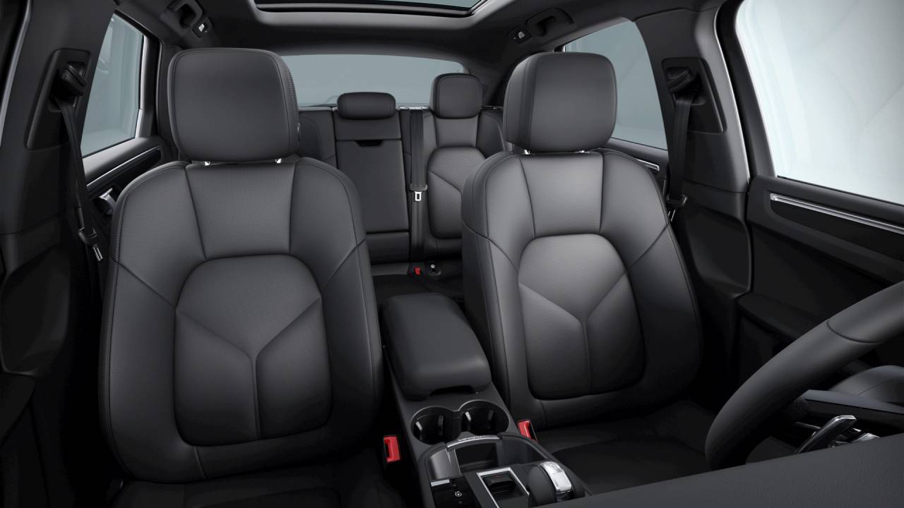 2026 Porsche Macan Newark DE