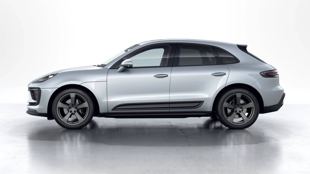2026 Porsche Macan Newark DE