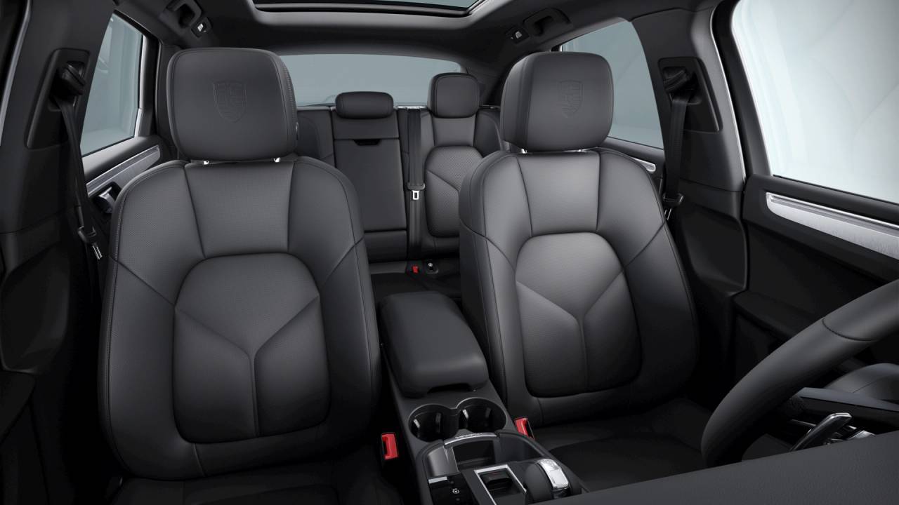 2026 Porsche Macan Newark DE