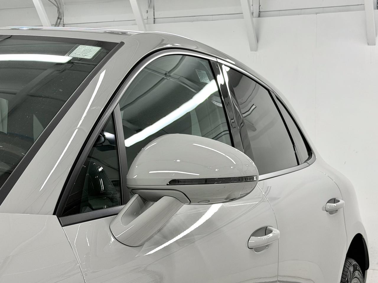 2026 Porsche Macan Newark DE