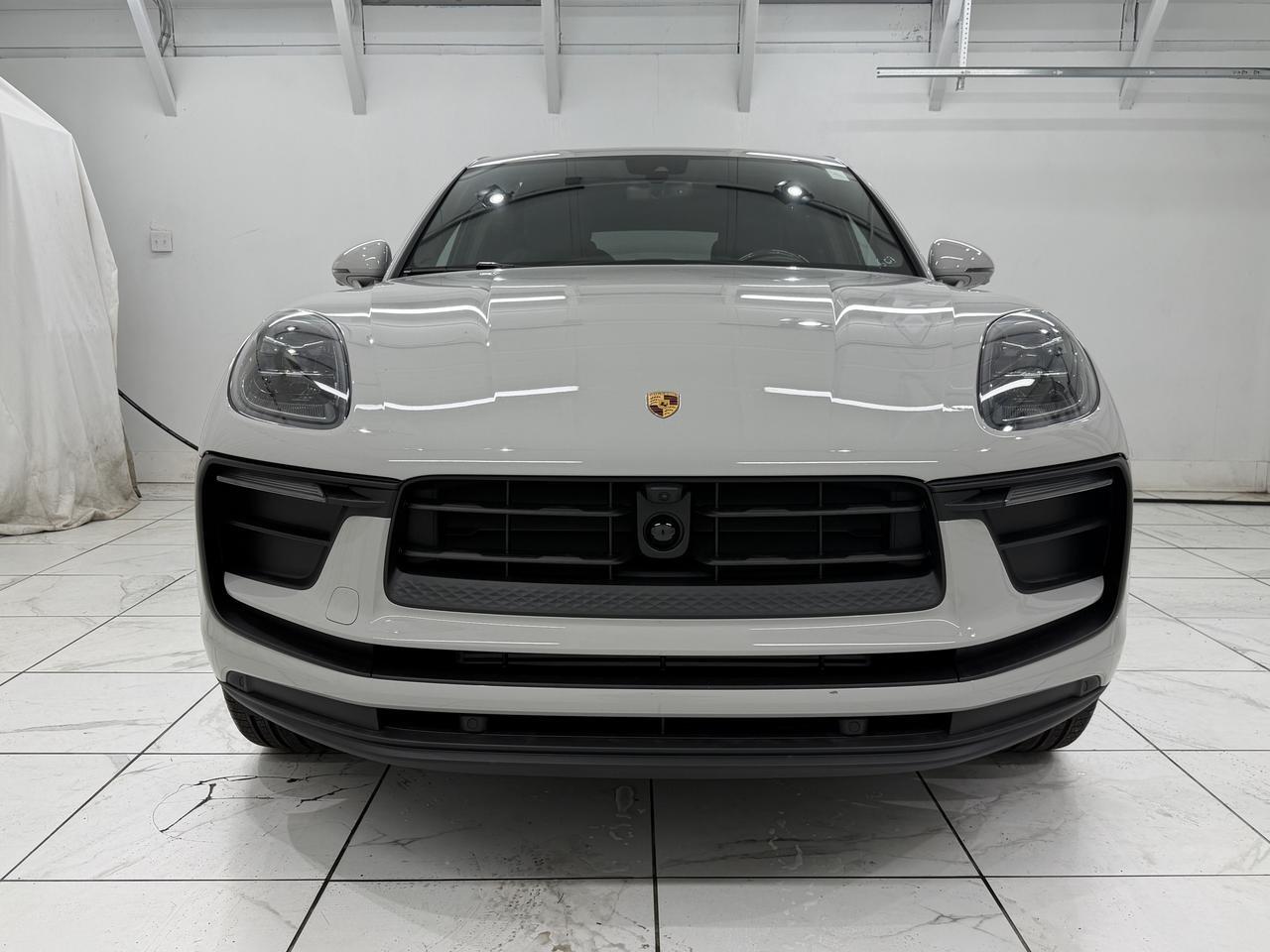 2026 Porsche Macan Newark DE