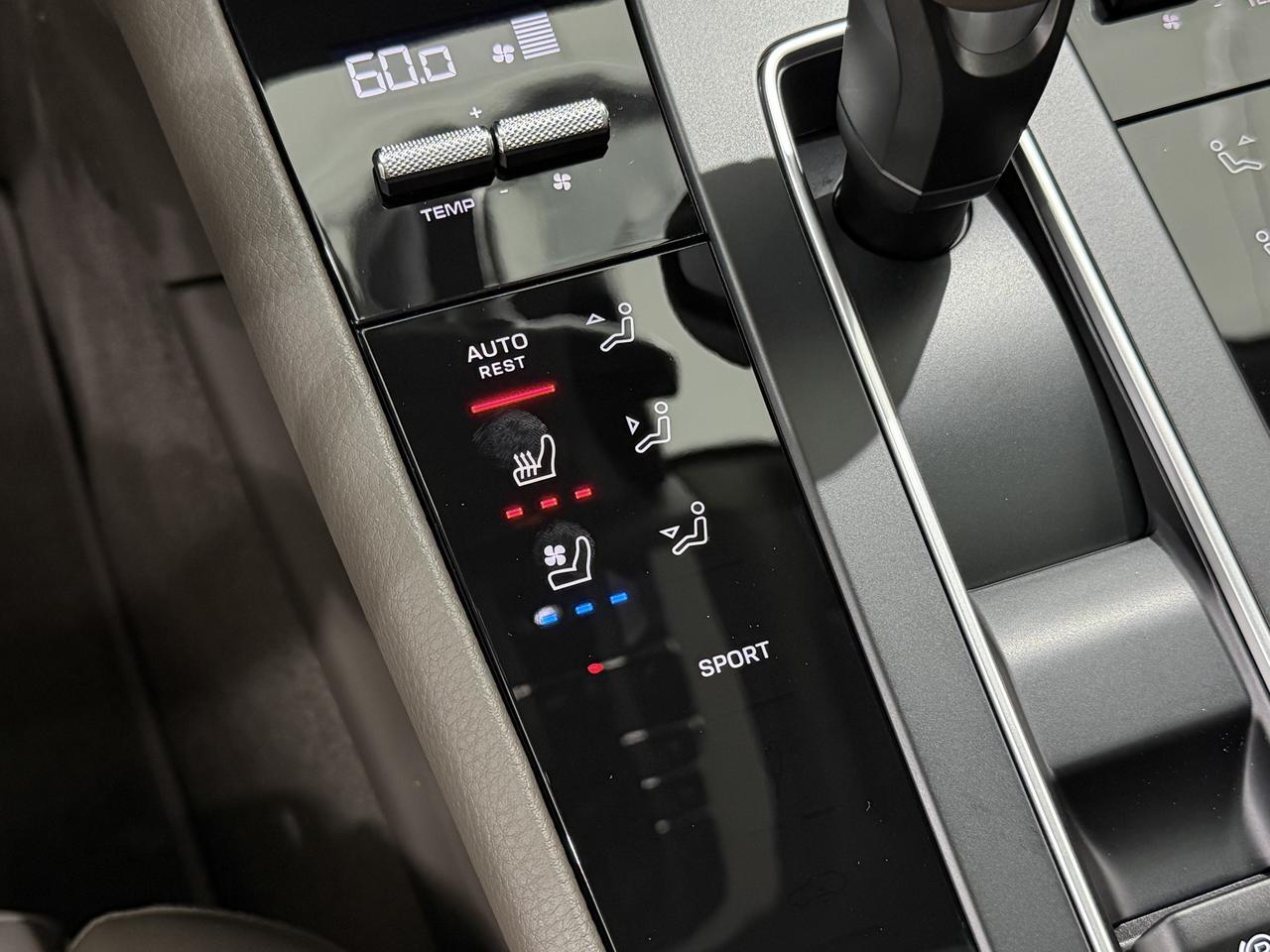 2026 Porsche Macan Newark DE