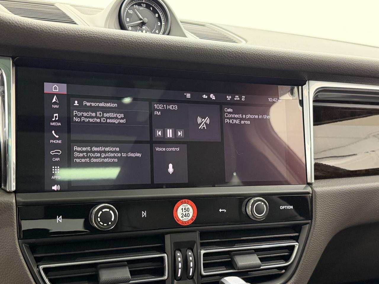 2026 Porsche Macan Newark DE