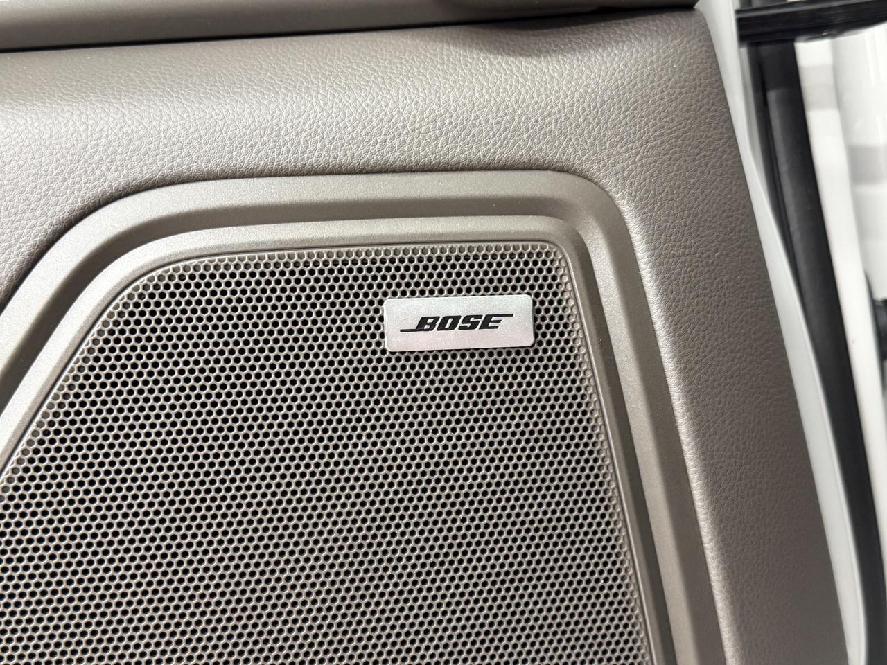 2026 Porsche Macan Newark DE