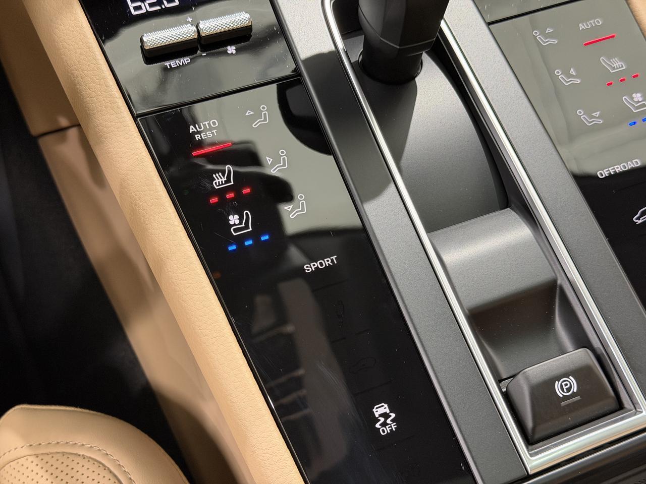 2026 Porsche Macan Newark DE