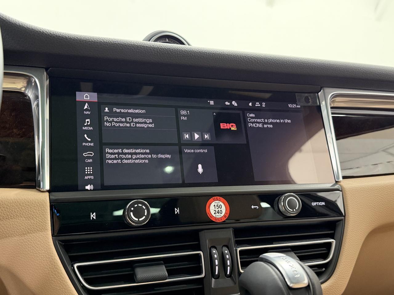 2026 Porsche Macan Newark DE