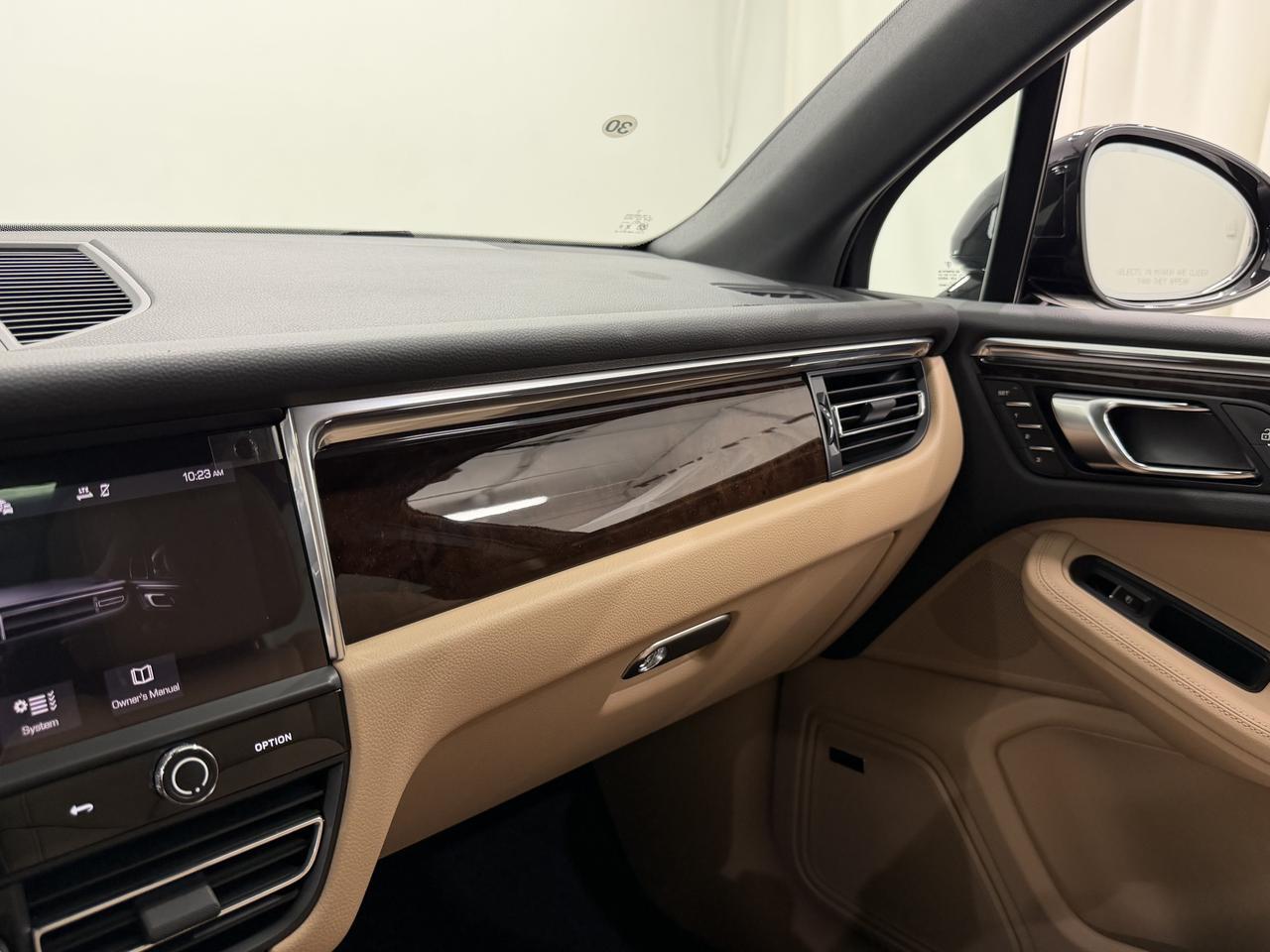 2026 Porsche Macan Newark DE