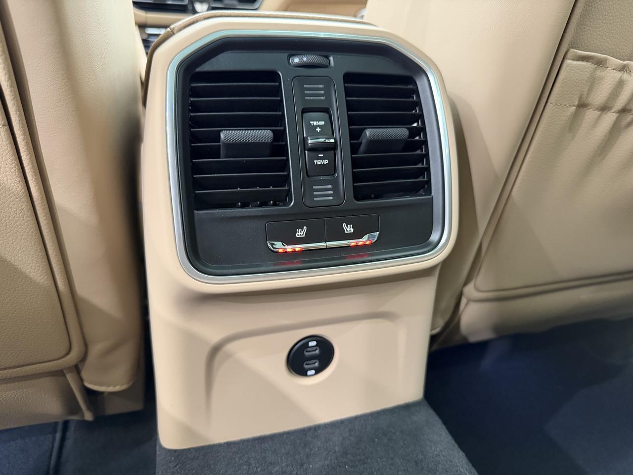 2026 Porsche Macan Newark DE