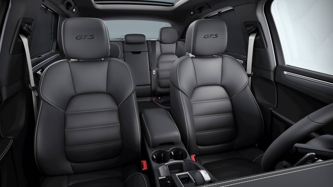 2026 Porsche Macan Newark DE